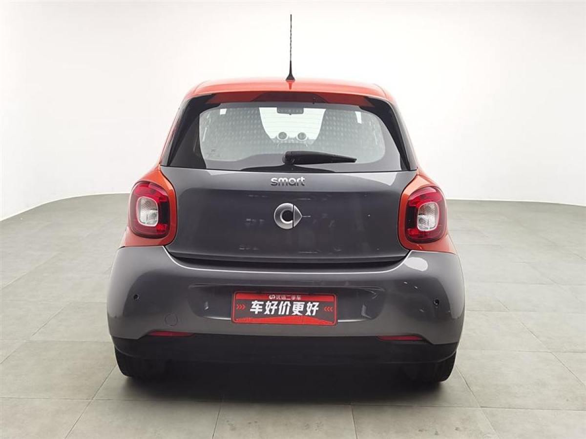 smart forfour  2016款 1.0L 52千瓦靈動(dòng)版圖片