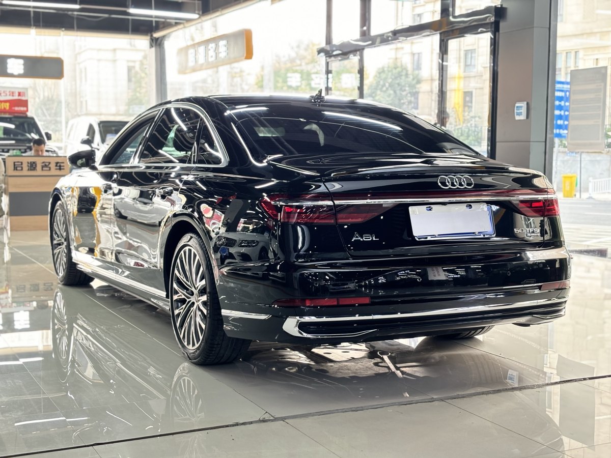 奧迪 奧迪A8  2024款 A8L 50 TFSI quattro 臻選型圖片