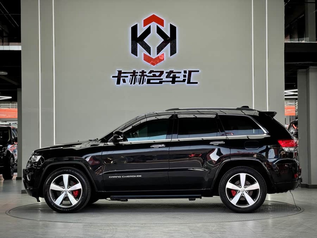 Jeep 大切諾基  2015款 3.6L 豪華導(dǎo)航版圖片