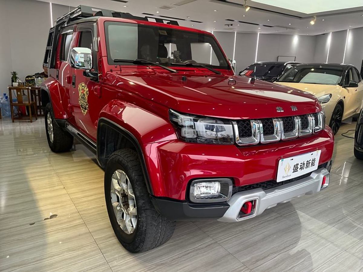 北京 BJ40  2018款 PLUS 2.0T 手動四驅(qū)尊貴版圖片