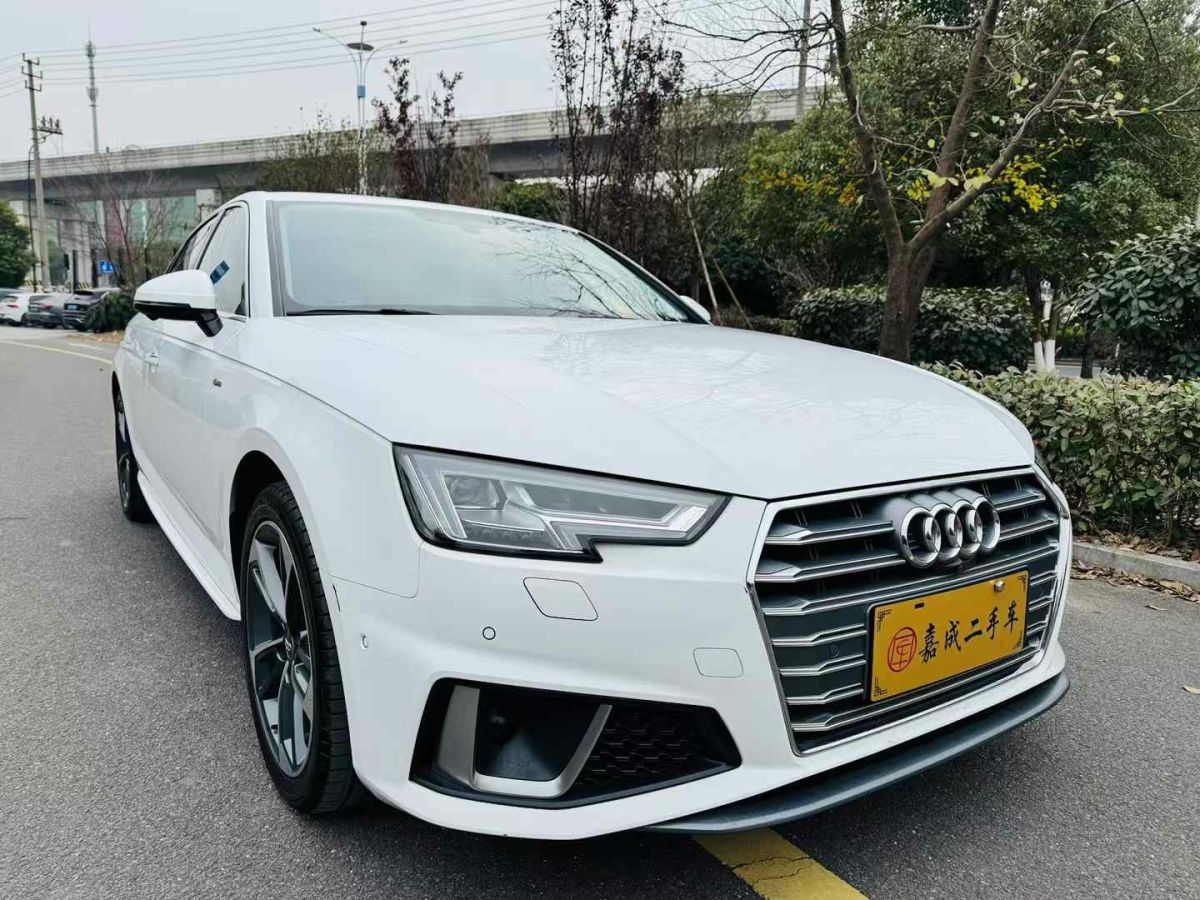 奧迪 奧迪A4L  2020款 35 TFSI 時尚動感型圖片