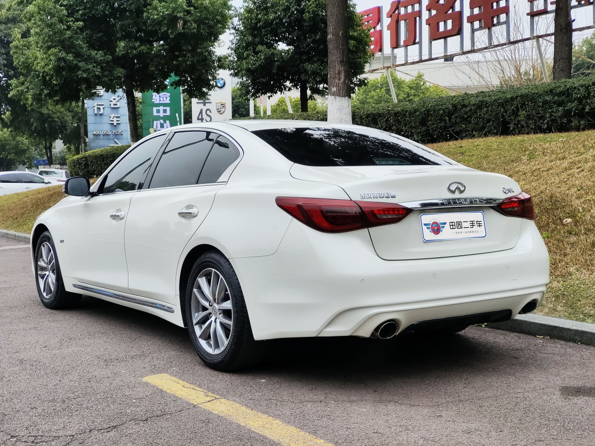 英菲尼迪 Q50L  2022款 2.0T 舒適版圖片