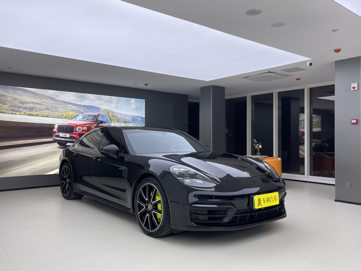 2024年4月保時(shí)捷 Panamera新能源  2023款 改款 Panamera 4 E-Hybrid 鉑金版 2.9T