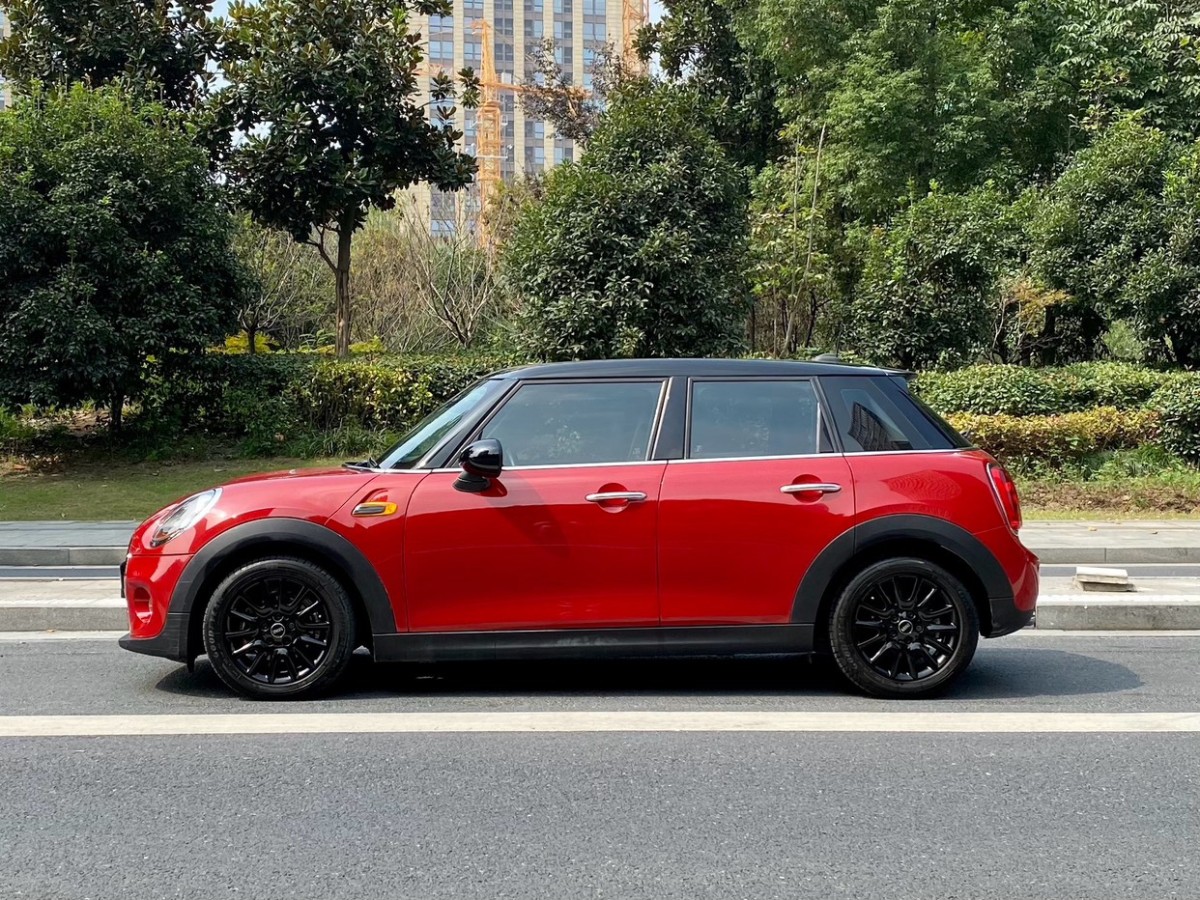 2017年2月MINI MINI  2016款 1.5T COOPER 五門(mén)版