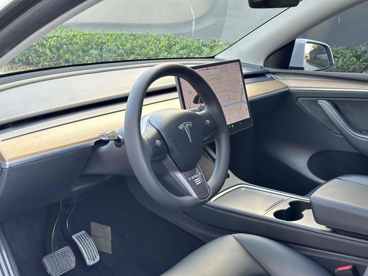 特斯拉 Model 3  2023款 長(zhǎng)續(xù)航煥新版 雙電機(jī)全輪驅(qū)動(dòng)圖片