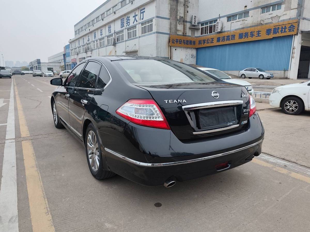 日產(chǎn) 天籟  2009款 公爵 2.5L XV VIP尊享版圖片