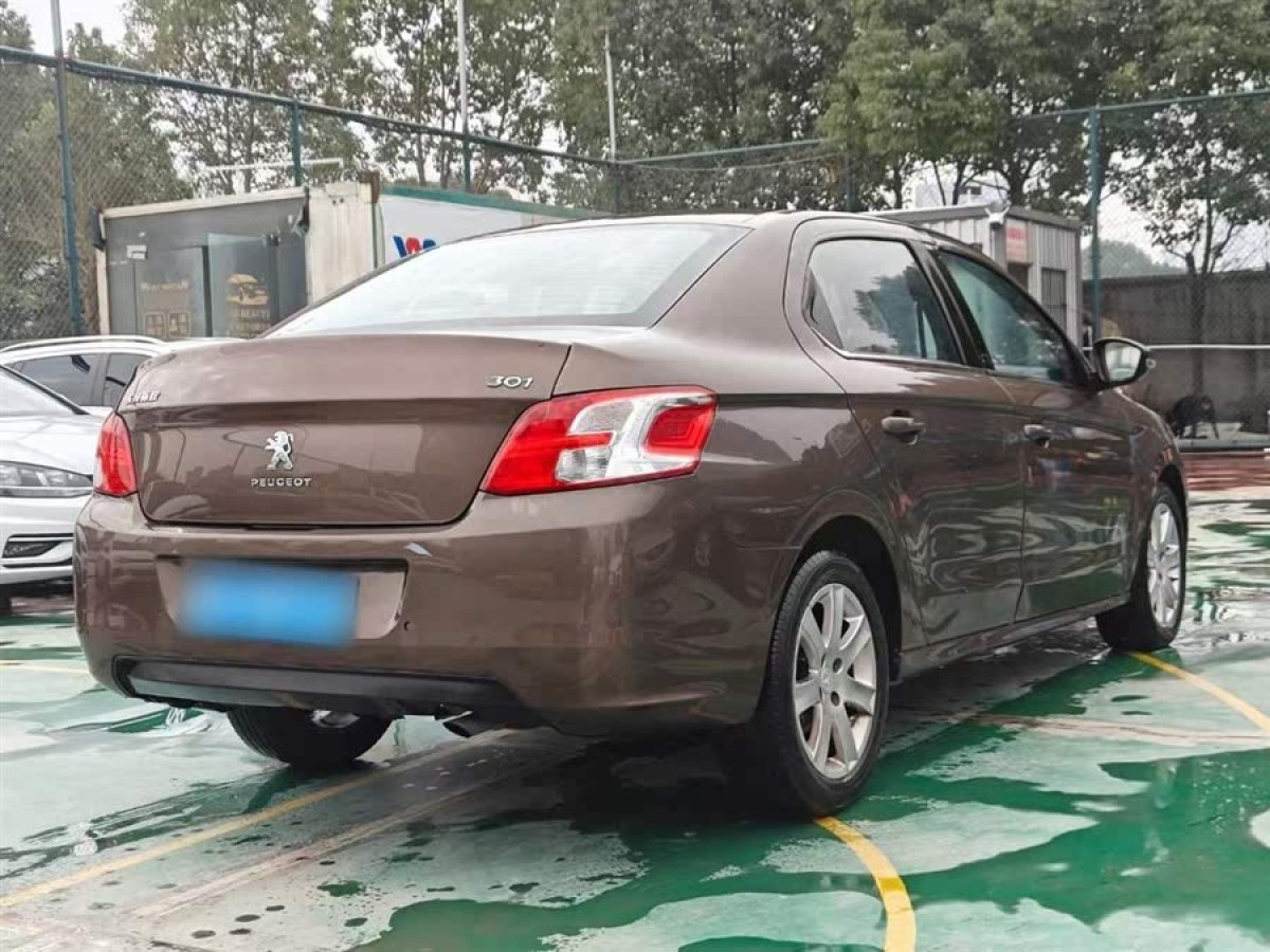 標(biāo)致 301  2014款 1.6L 自動尊貴版圖片