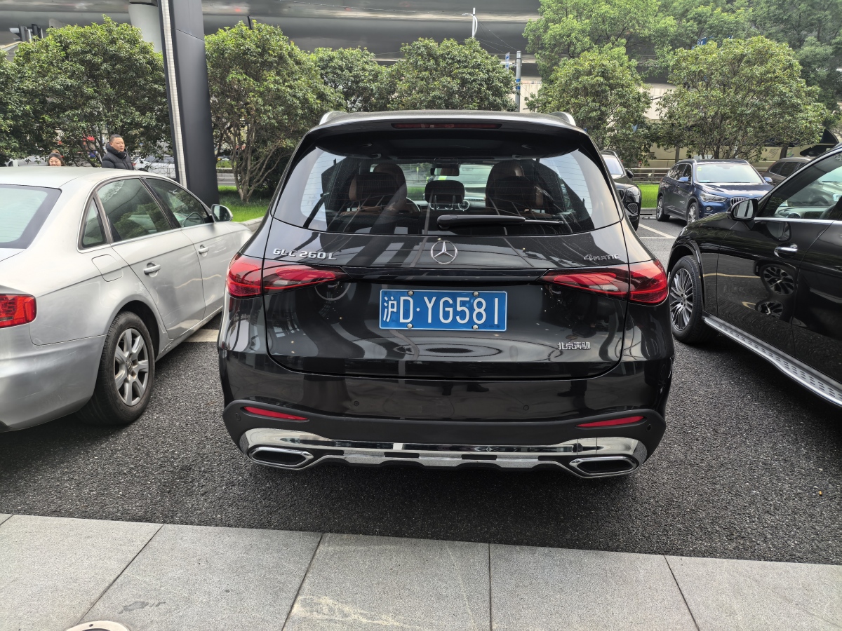 奔馳 奔馳GLC  2024款 改款 GLC 260 L 4MATIC 豪華型 5座圖片