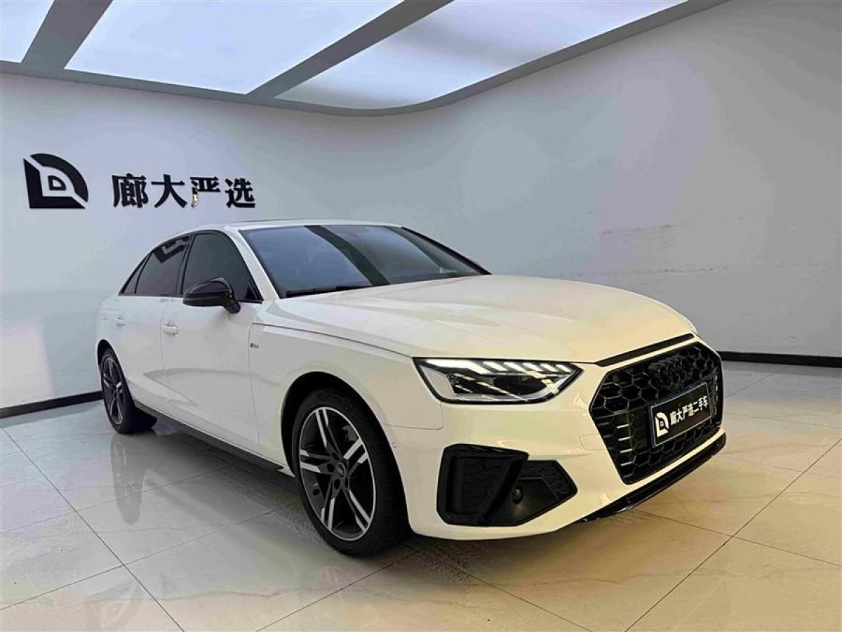 奧迪 奧迪A4L  2022款 40 TFSI 豪華動(dòng)感型圖片