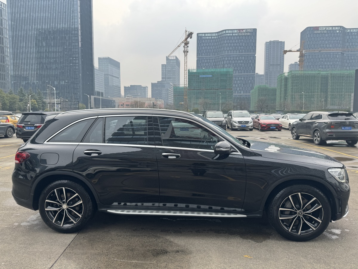 奔馳 奔馳GLC  2018款 改款 GLC 300 4MATIC 動感型圖片