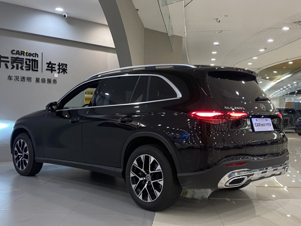 奔馳 奔馳GLC  2023款 改款 GLC 260 L 4MATIC 動(dòng)感型 5座圖片