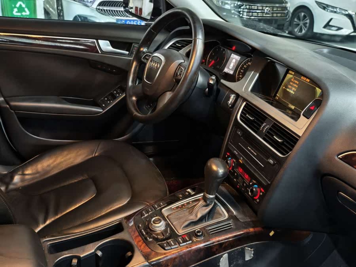奧迪 奧迪A4L  2010款 2.0 TFSI 豪華型圖片