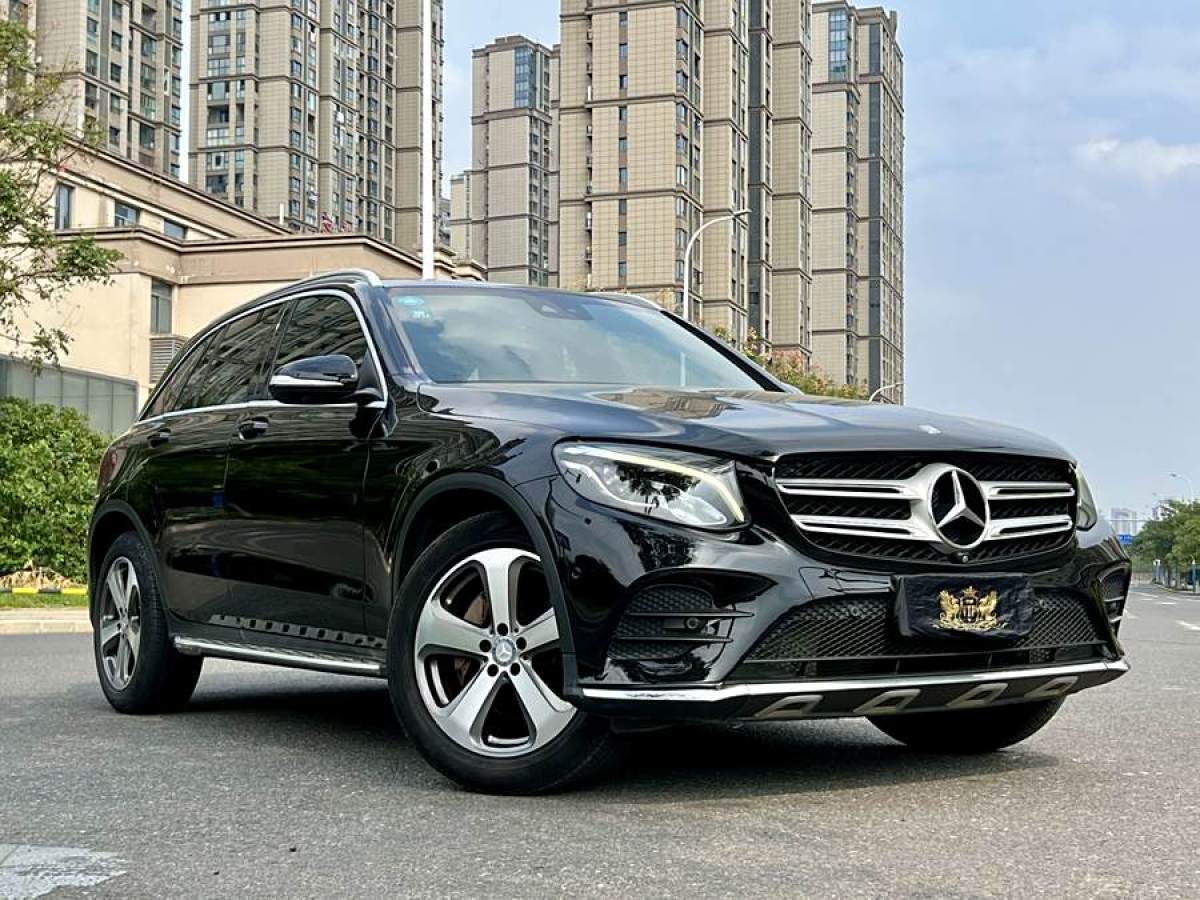 2018年8月奔馳 奔馳GLC  2017款 GLC 260 4MATIC 豪華型