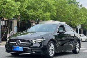 奔馳A級(jí) 奔馳  改款 A 200 L 運(yùn)動(dòng)轎車