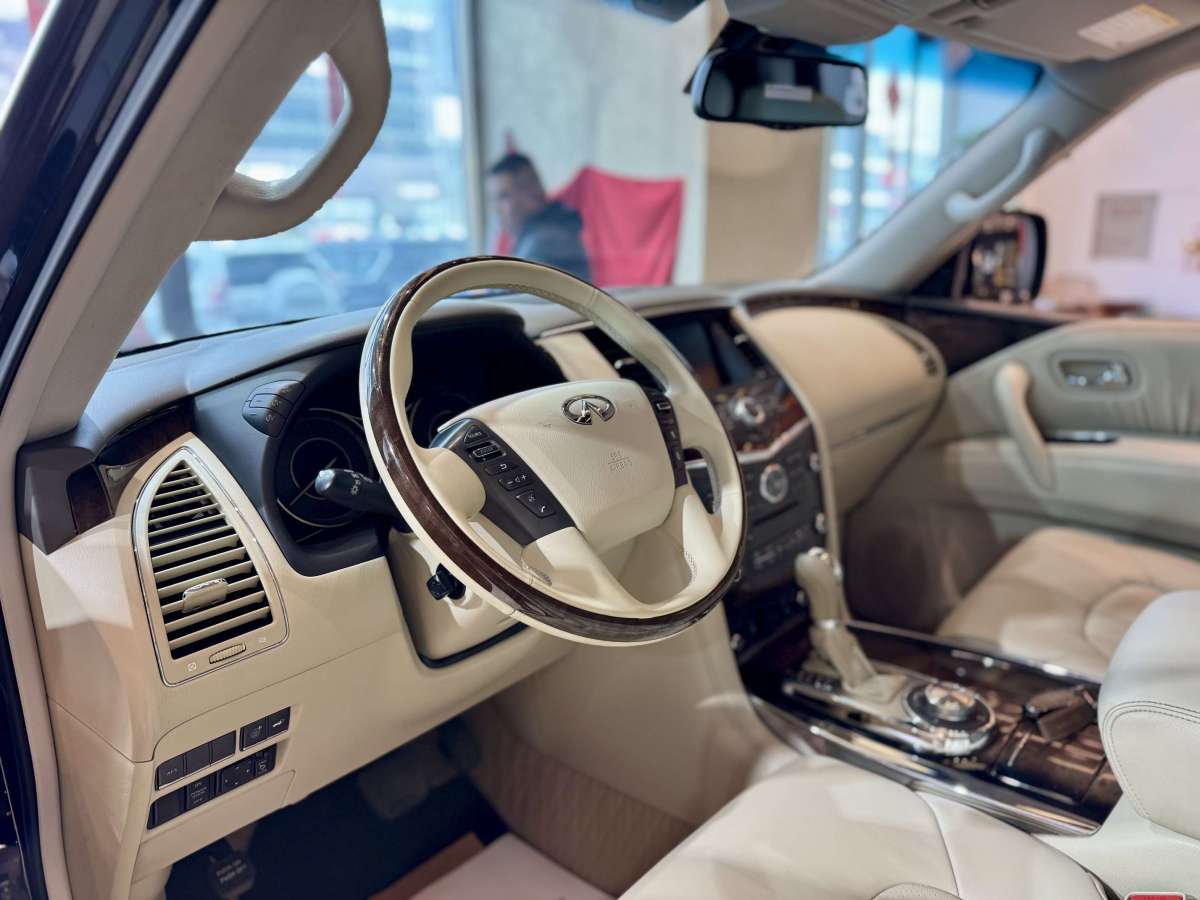 英菲尼迪 QX  2011款 QX56圖片