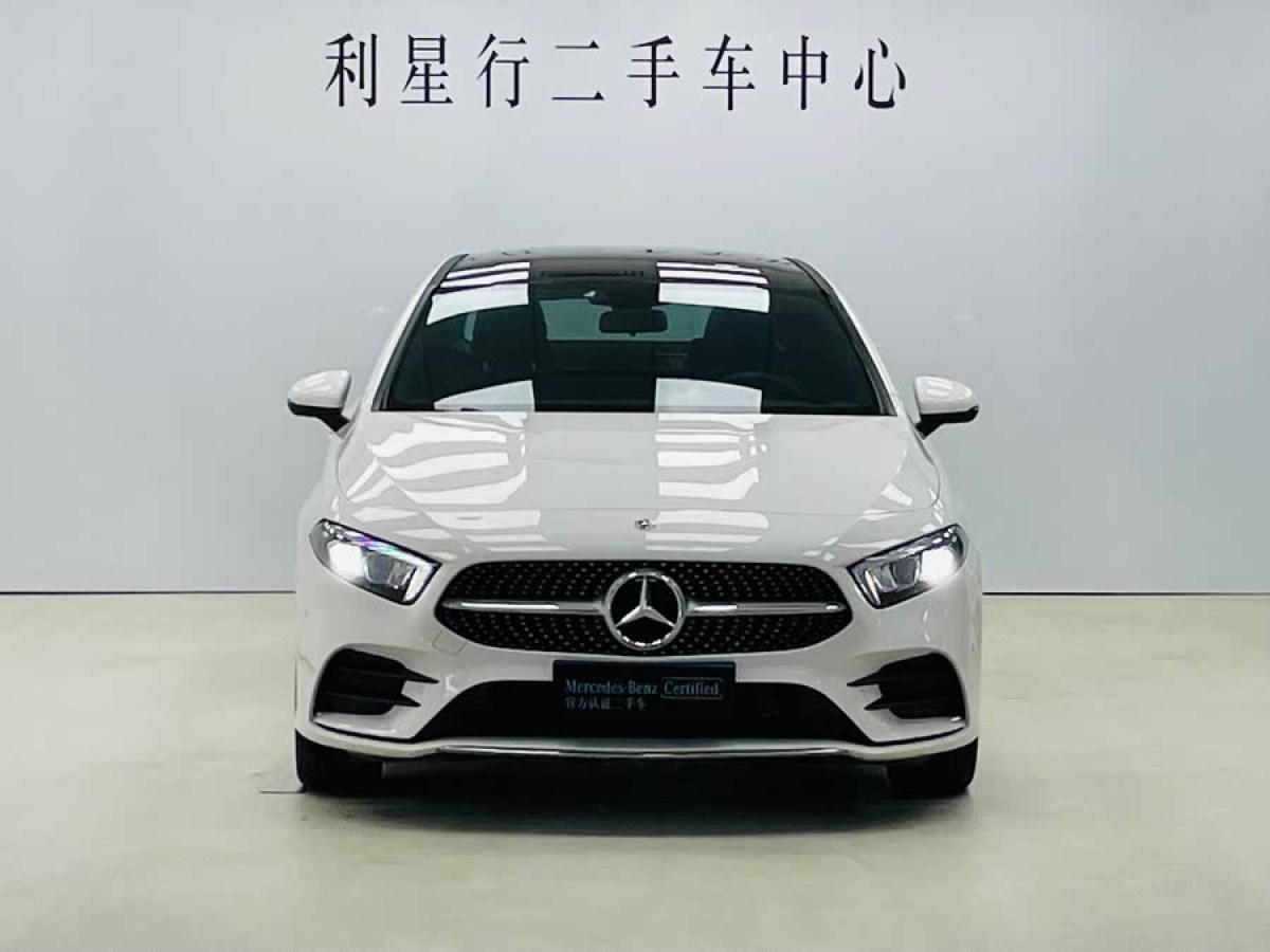 奔馳 奔馳A級  2022款 改款二 A 200 L 運動轎車時尚型圖片