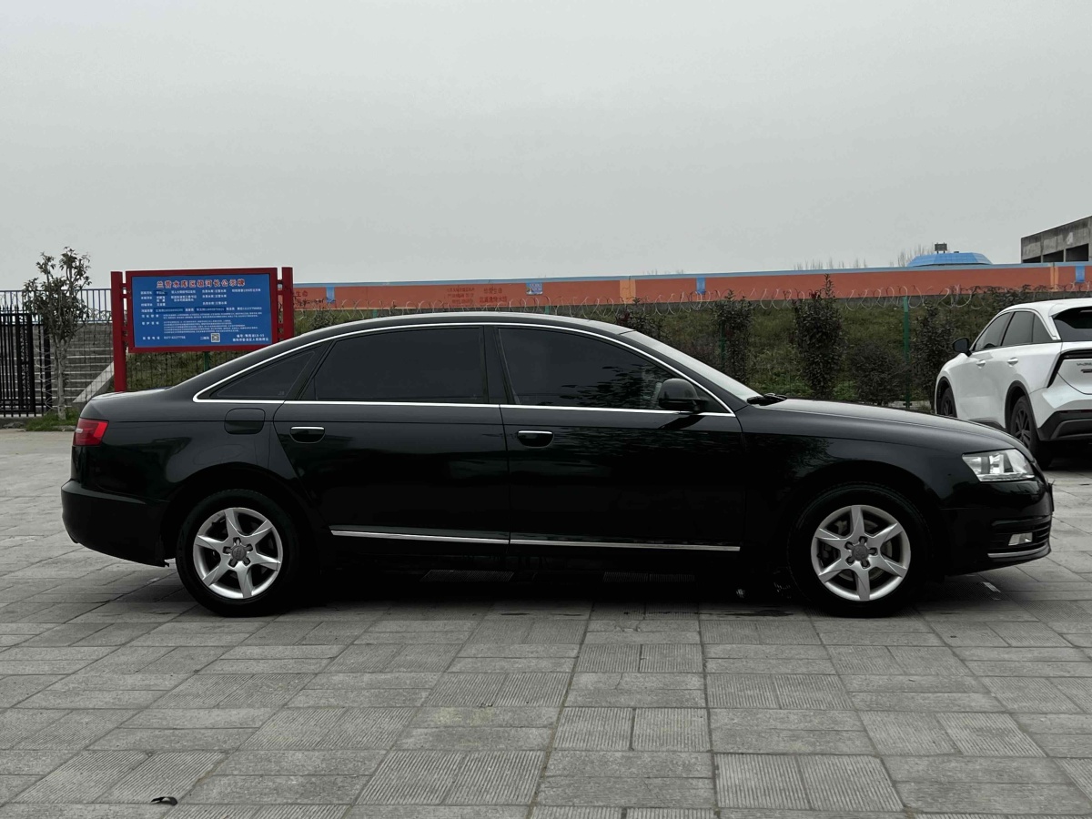 奧迪 奧迪A6L  2011款 A6L 2.0TFSI 標(biāo)準(zhǔn)型圖片