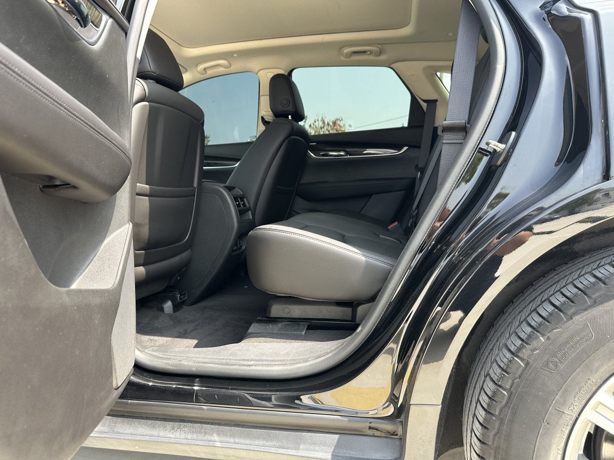 凱迪拉克 XT5  2018款 28T 四驅(qū)豪華型圖片