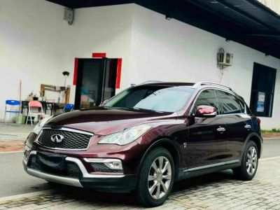 2017年2月 英菲尼迪 QX(進(jìn)口) QX30 1.6T 時(shí)尚版 兩驅(qū)圖片