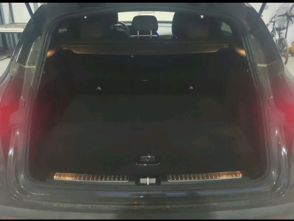 奔驰 奔驰EQC  2020款 EQC 400 4MATIC图片