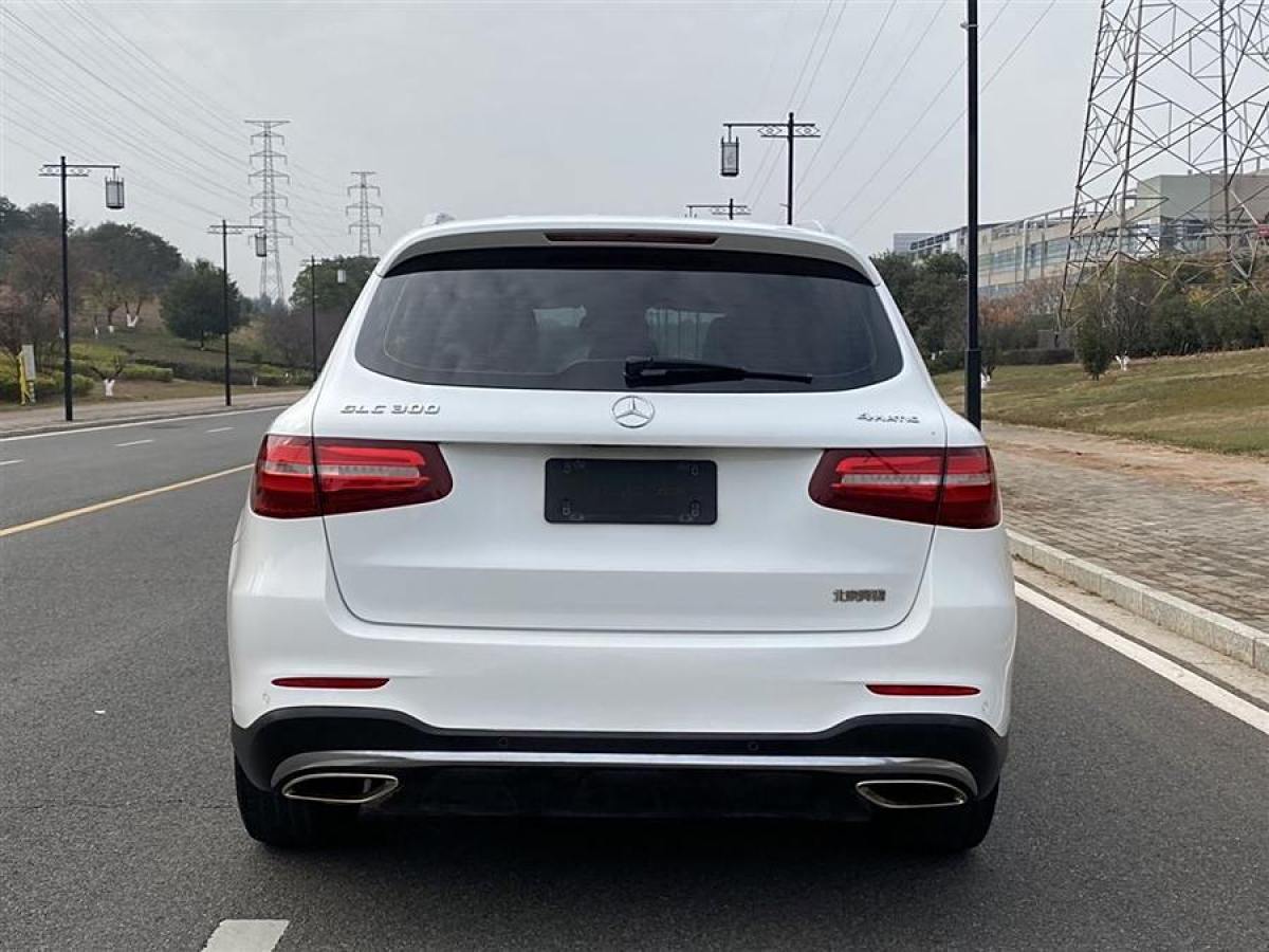 奔馳 奔馳GLC  2017款 GLC 300 4MATIC 動(dòng)感型圖片