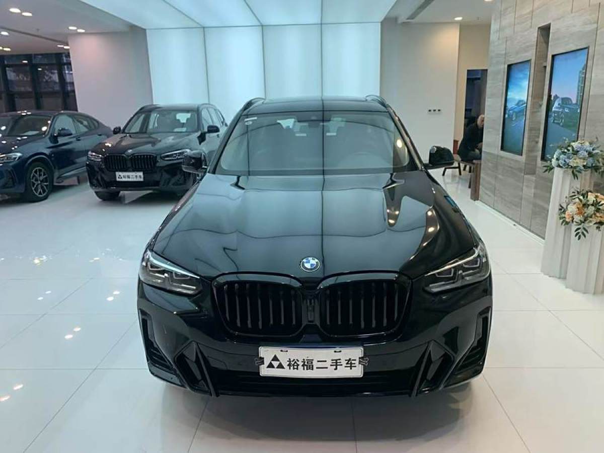 2023年9月寶馬 寶馬X3  2023款 xDrive30i 領(lǐng)先型 M曜夜套裝