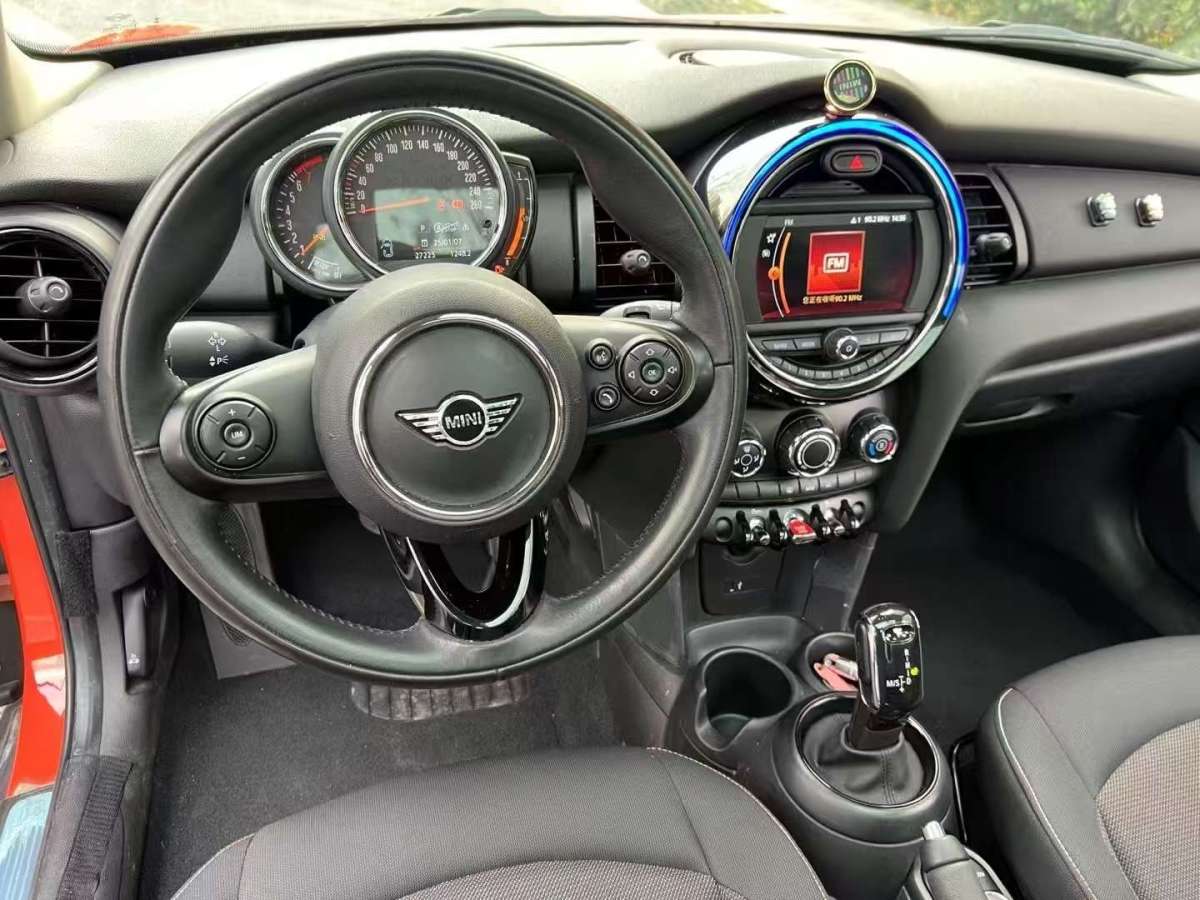 MINI MINI  2019款 1.5T ONE 五門(mén)版圖片