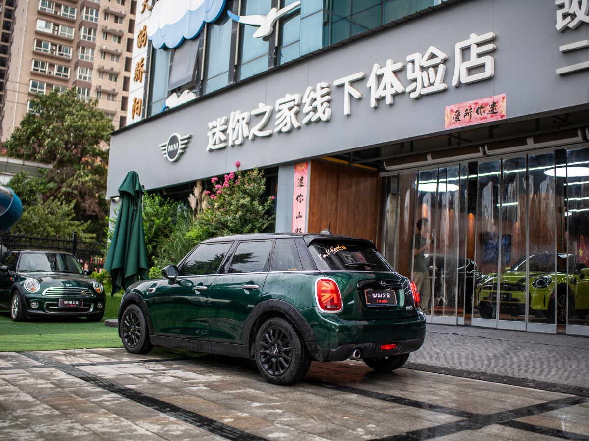 2018年10月MINI MINI  2018款 1.5T COOPER 經(jīng)典派 五門版