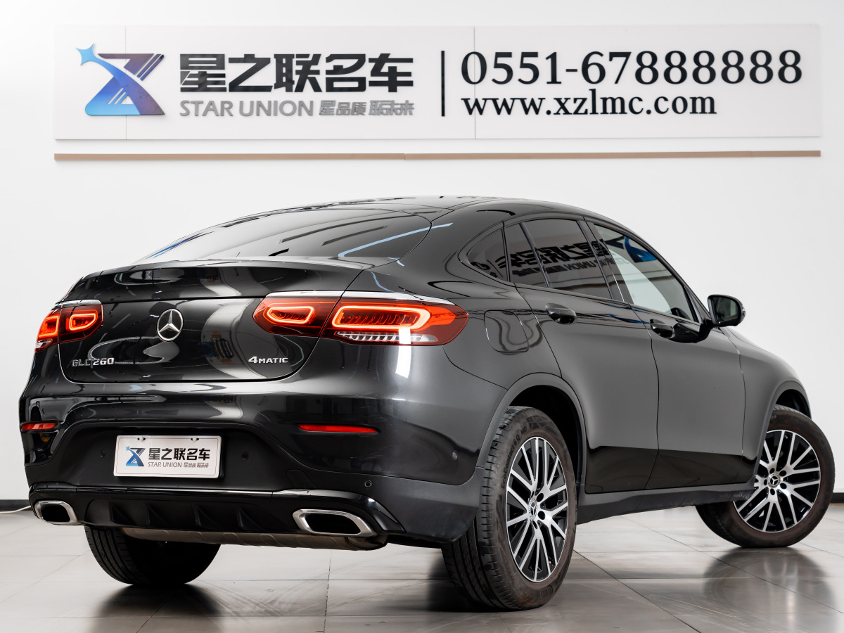 奔馳 奔馳GLC  2023款 改款 GLC 260 4MATIC 轎跑SUV圖片