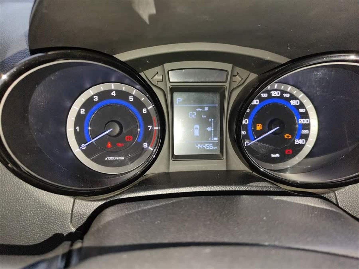 長安 CS15  2016款 1.5L 自動時尚版圖片