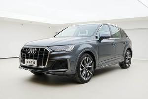 奧迪Q7 奧迪 55 TFSI quattro S line運(yùn)動(dòng)型