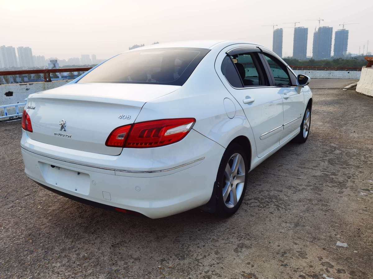 標(biāo)致 408  2013款 2.0L 自動舒適版圖片