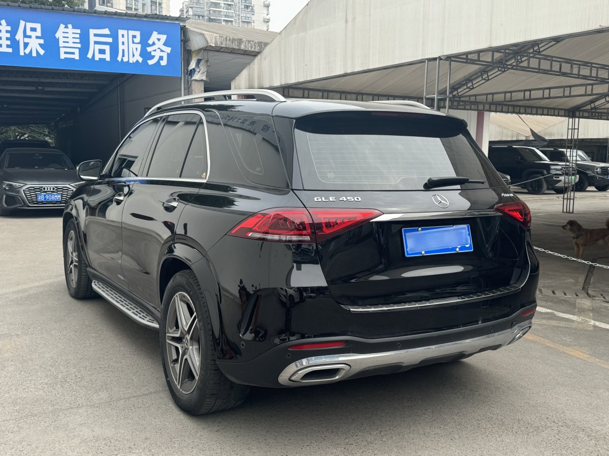 奔馳 奔馳GLE  2022款 改款 GLE 450 4MATIC 時(shí)尚型圖片