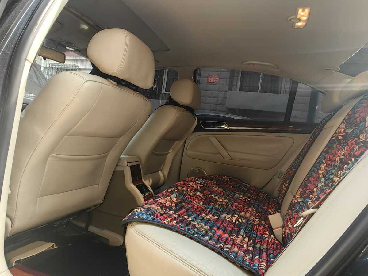 大眾 Passat領(lǐng)馭  2011款 1.8T 自動(dòng)尊品型圖片