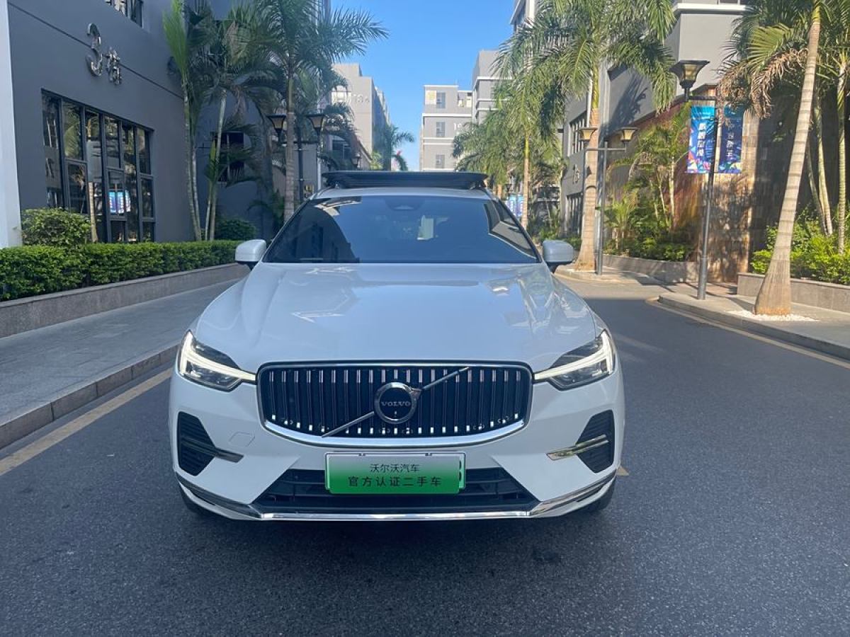 沃爾沃 XC60新能源  2024款 T8 插電混動(dòng) 長(zhǎng)續(xù)航四驅(qū)智遠(yuǎn)豪華版圖片