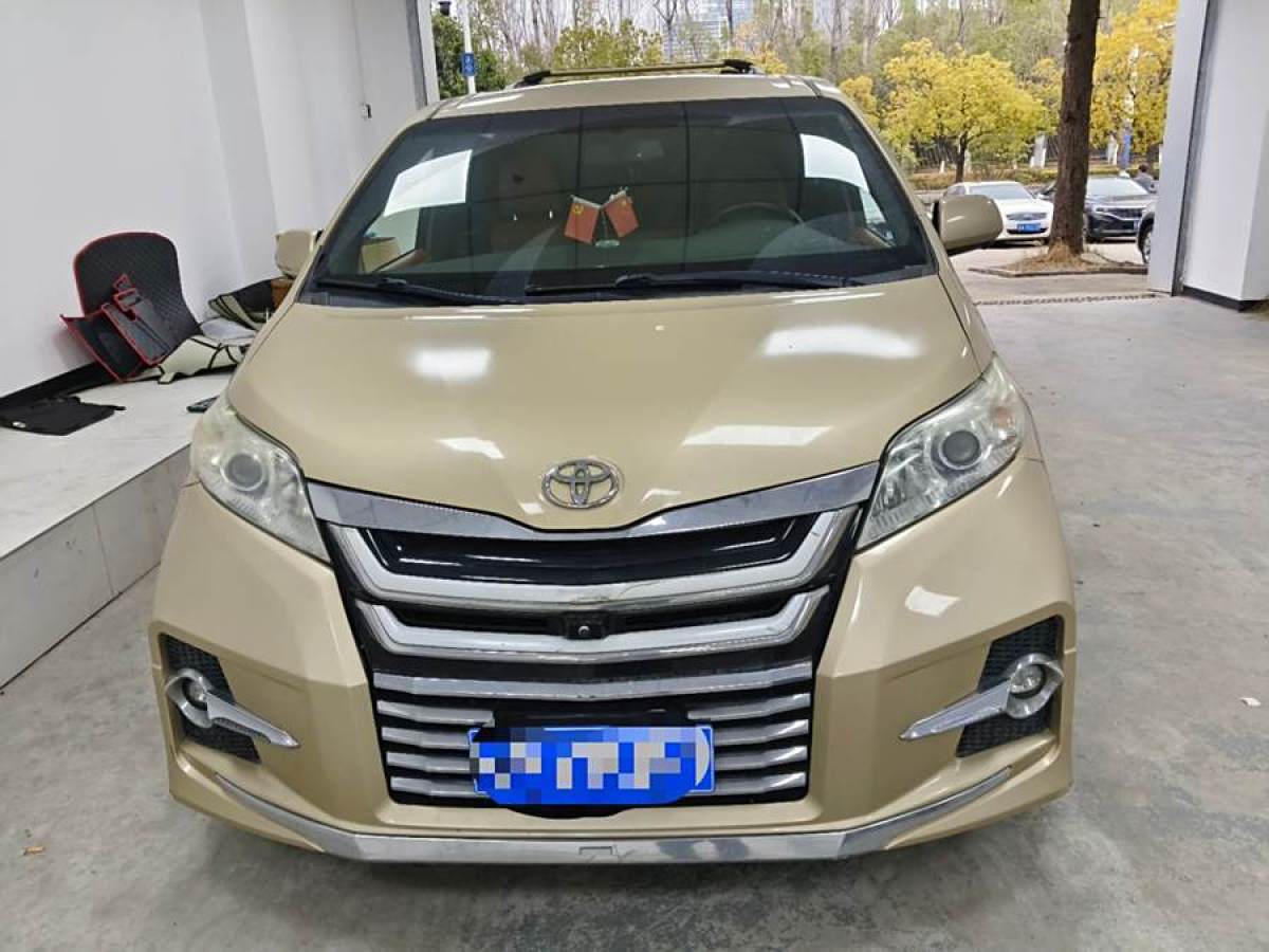 豐田 塞納  2011款 2.7L 兩驅(qū)自動型圖片