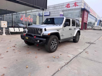 2024年2月 Jeep 牧馬人(進(jìn)口) 2.0T 撒哈拉四門版圖片