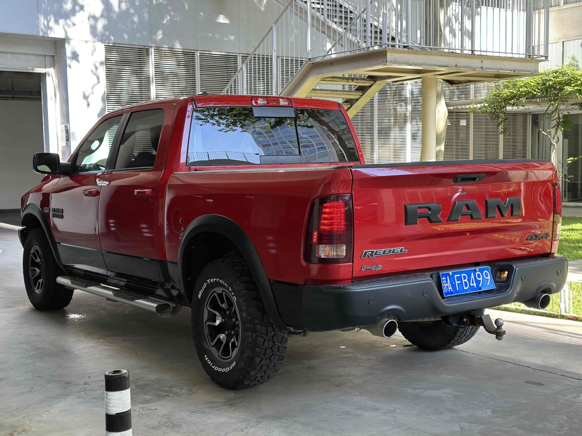 2019年4月道奇 Ram  2013款 1500 5.7L