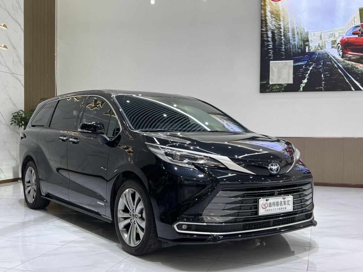 丰田 赛那SIENNA  2023款 2.5L混动 尊贵版图片