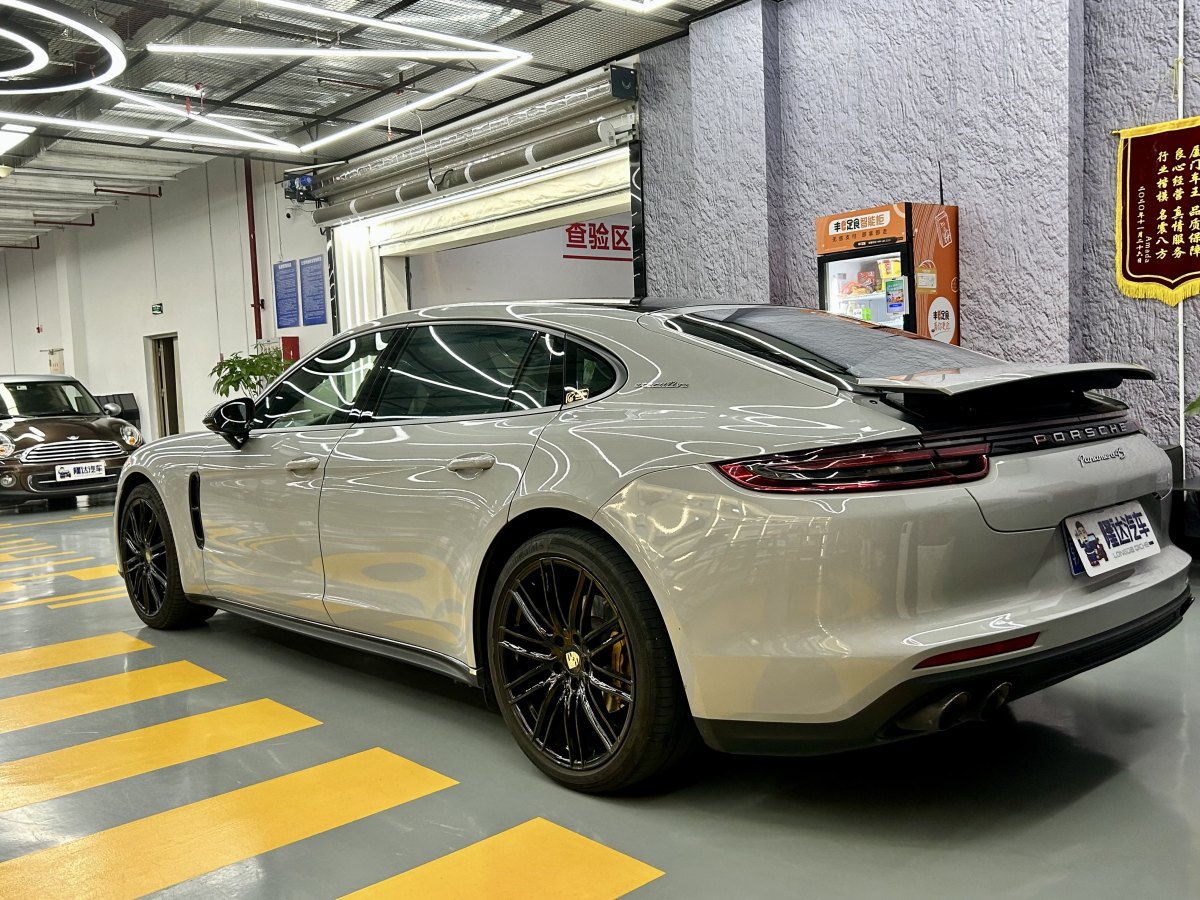 2019年9月保時捷 Panamera  2019款 Panamera 4 行政加長版 2.9T