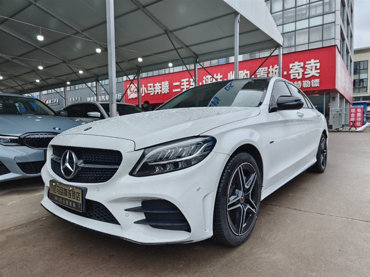 2021款奔驰c260l外观图片