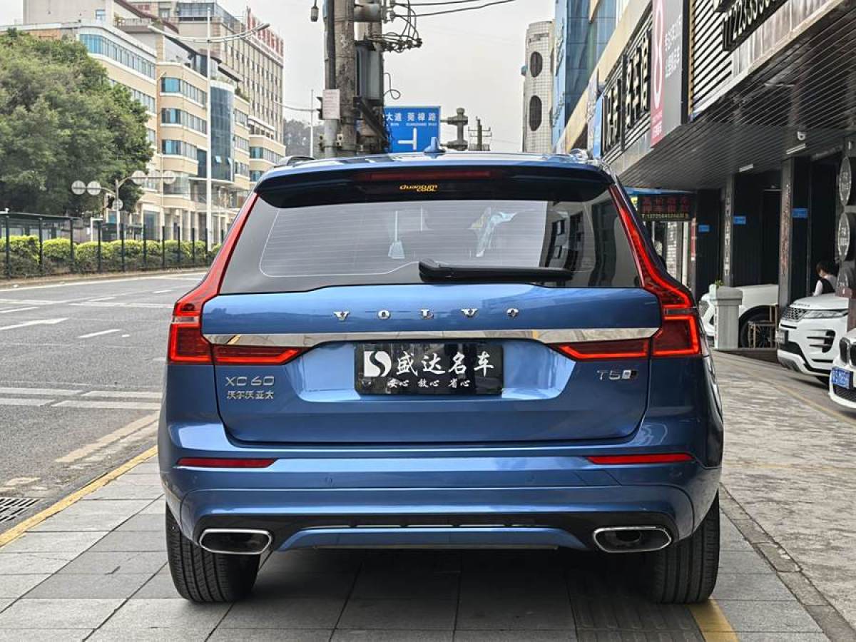 2020年2月沃爾沃 XC60  2020款 T5 四驅(qū)智遠運動版