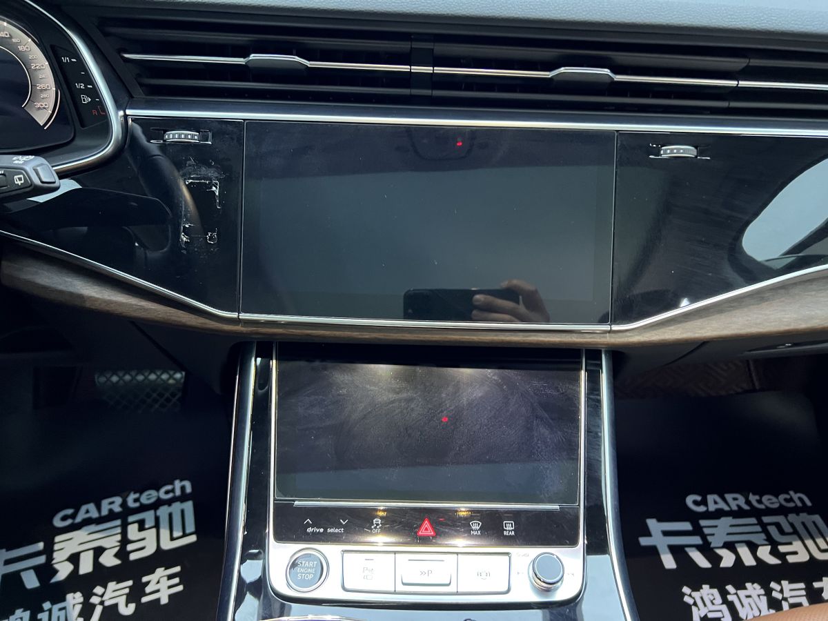 奥迪 奥迪Q7  2023款 55 TFSI quattro S line运动型图片