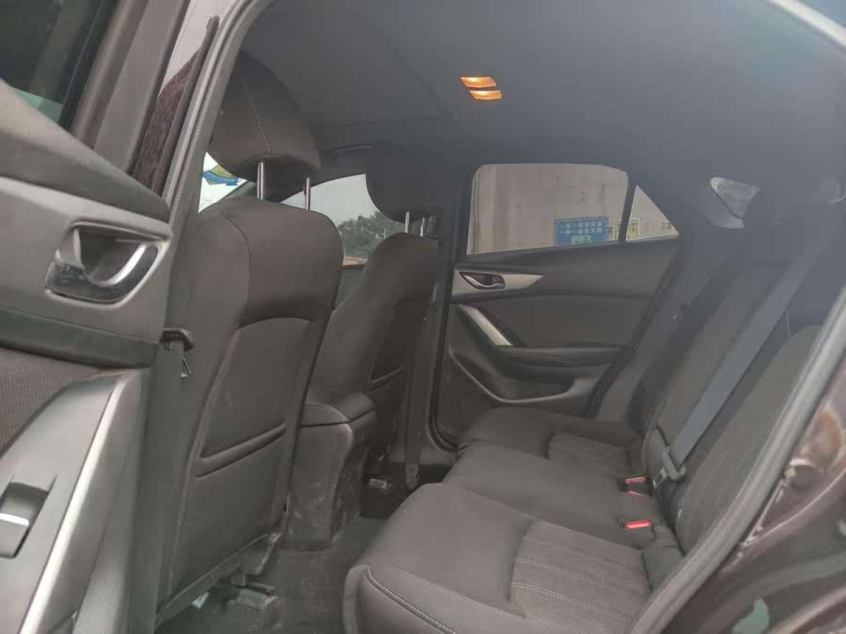 馬自達(dá) CX-4  2020款 2.0L 自動(dòng)兩驅(qū)藍(lán)天活力版圖片