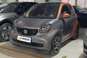 fortwo smart 0.9T 66千瓦硬顶先锋版