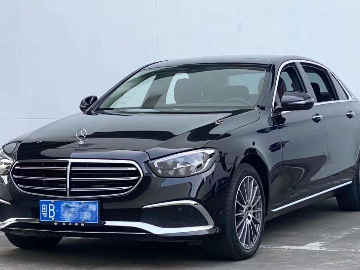 奔馳 奔馳e級 2022款 e 260 l圖片