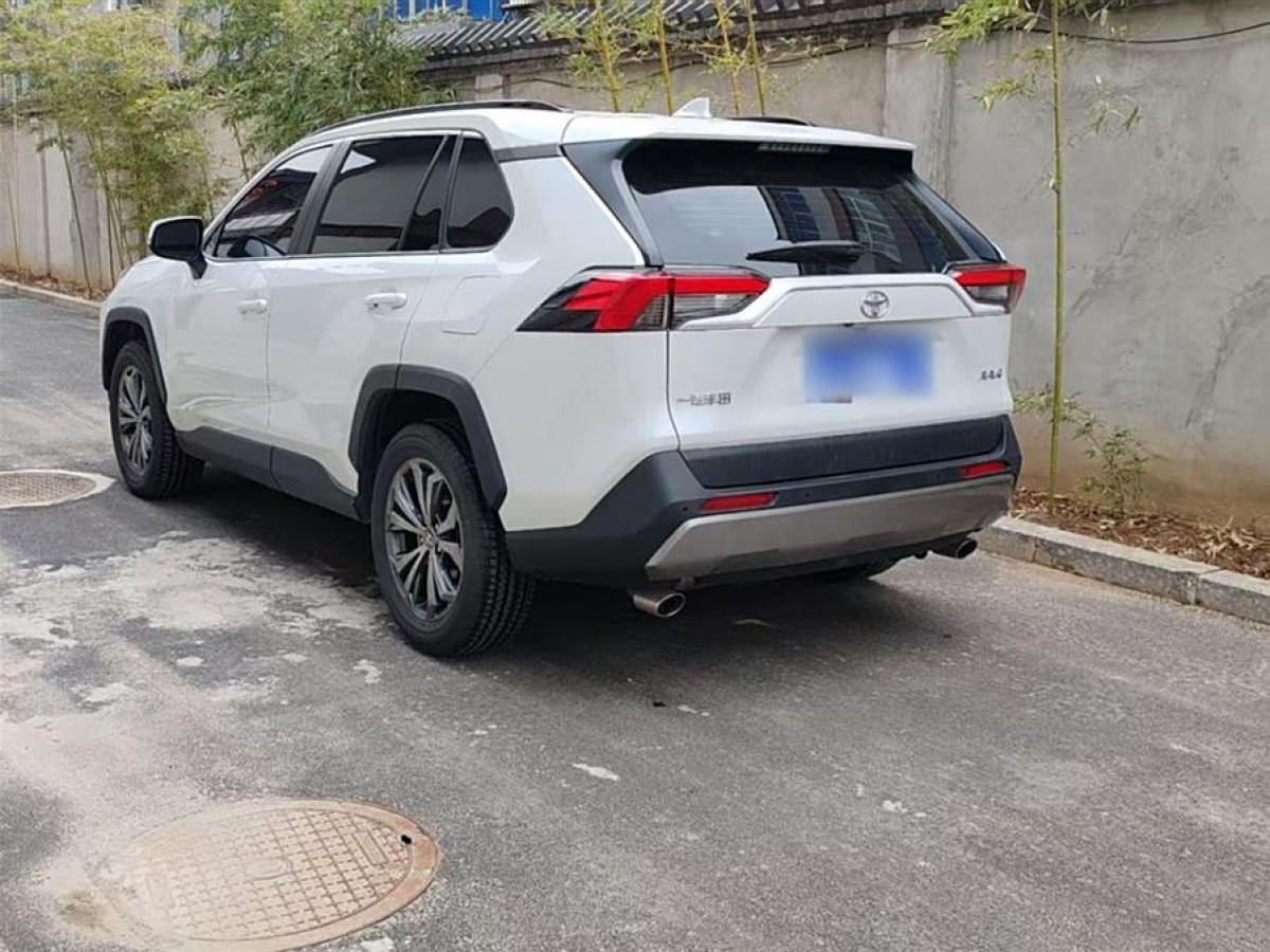 豐田 RAV4榮放  2023款 2.0L CVT兩驅(qū)風(fēng)尚Plus版圖片