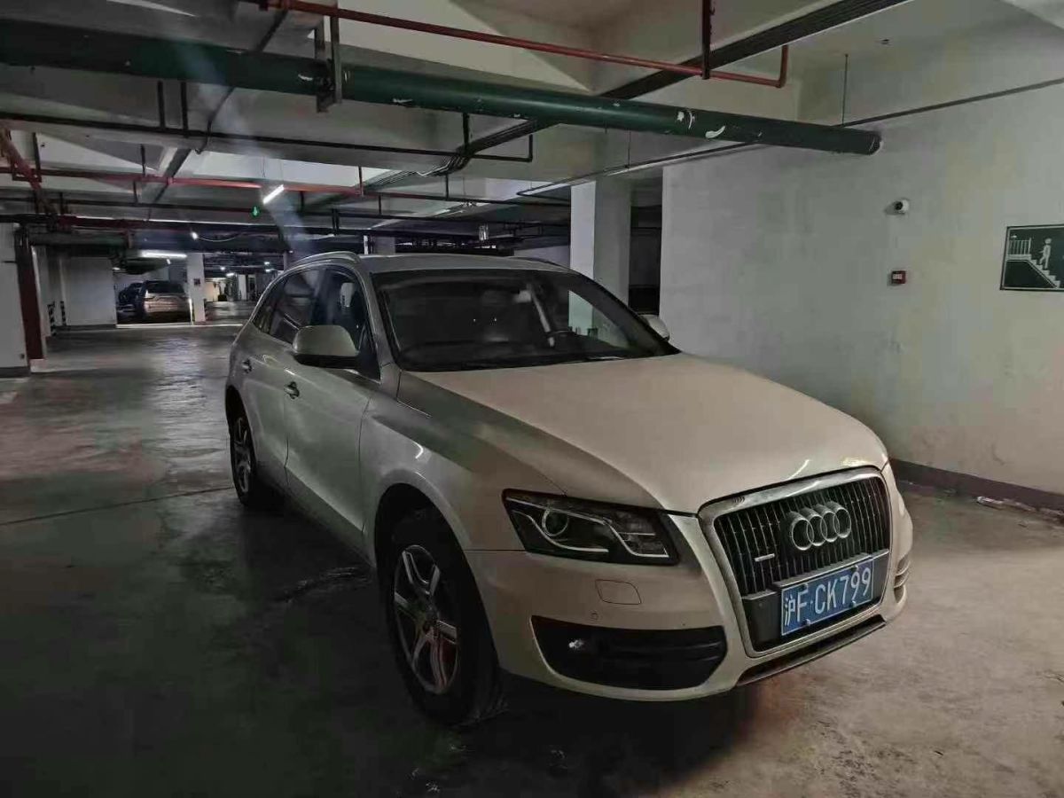 奧迪 奧迪Q5  2010款 Q5 2.0TSI 首發(fā)限量版運(yùn)動(dòng)版圖片