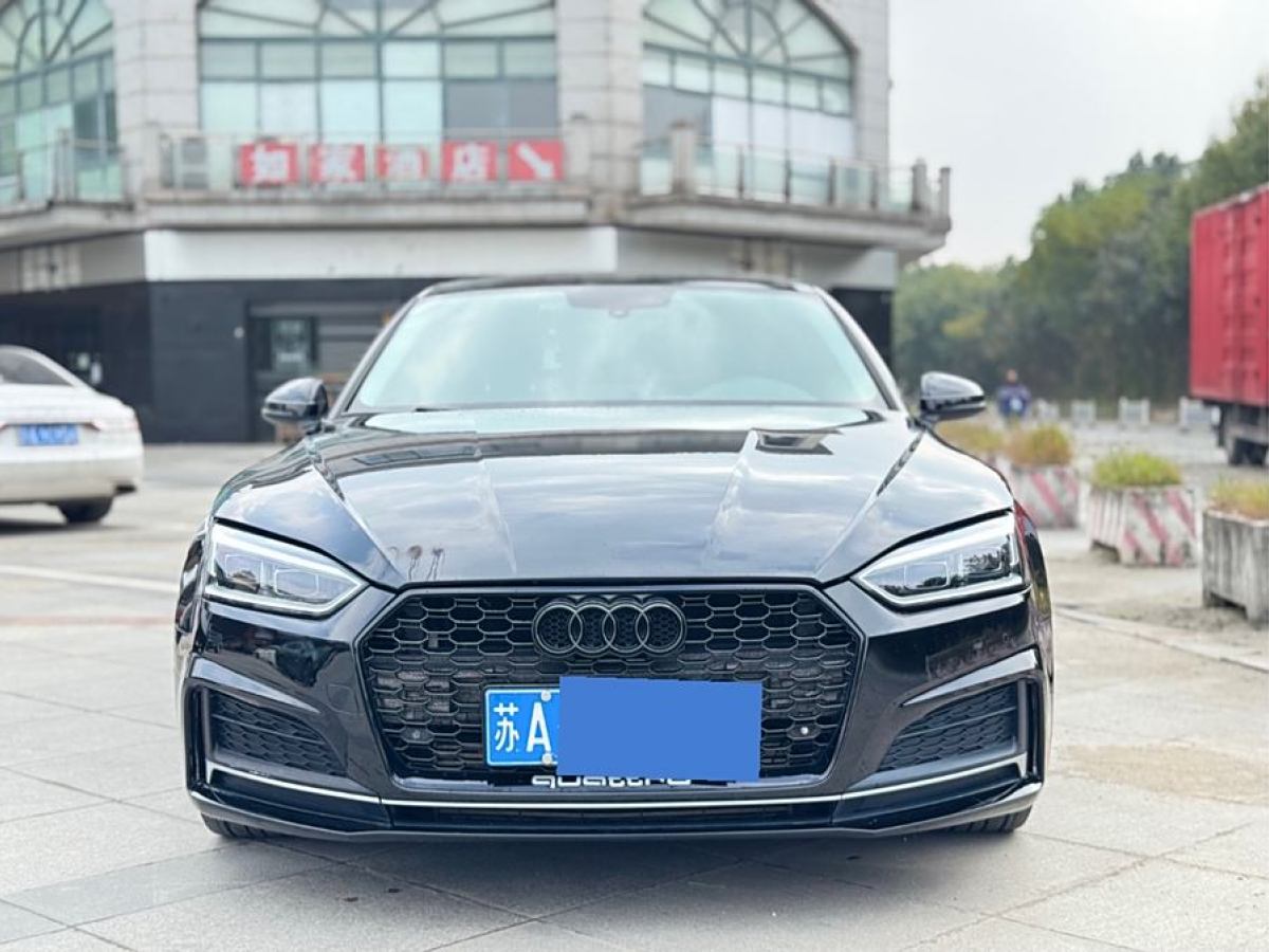 奧迪 奧迪A5  2019款 Sportback 40 TFSI 時(shí)尚型圖片