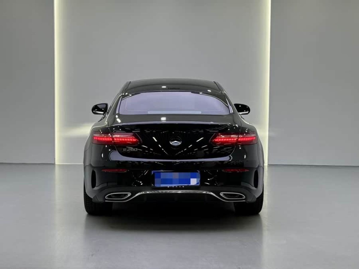 奔馳 奔馳E級  2021款 改款 E 260 轎跑車圖片
